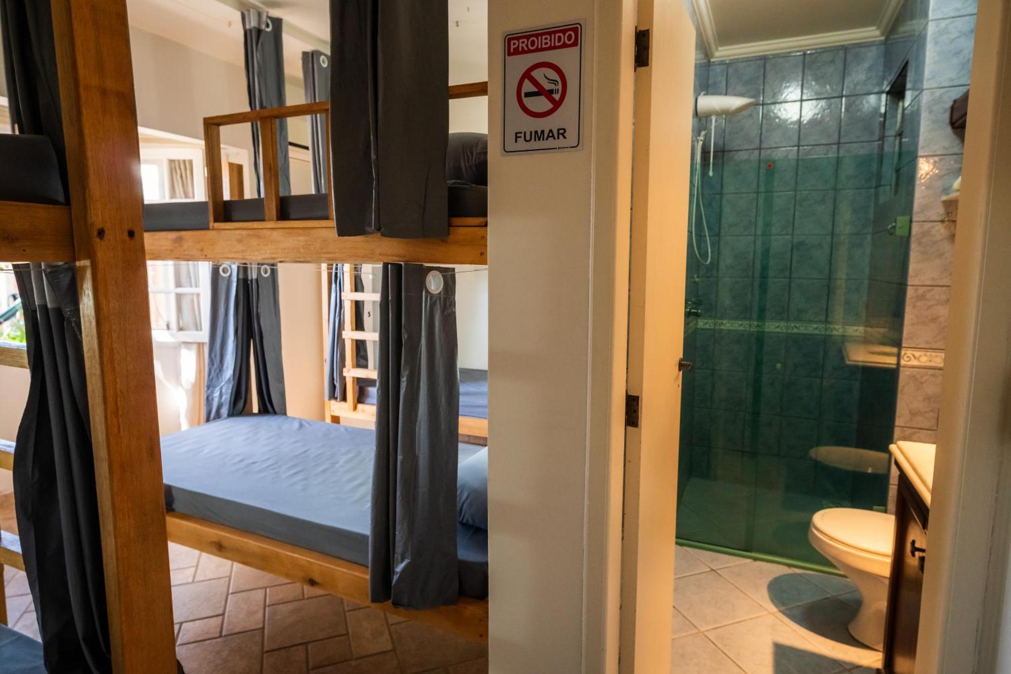 Take It Easy Hostel Флорианополис Экстерьер фото
