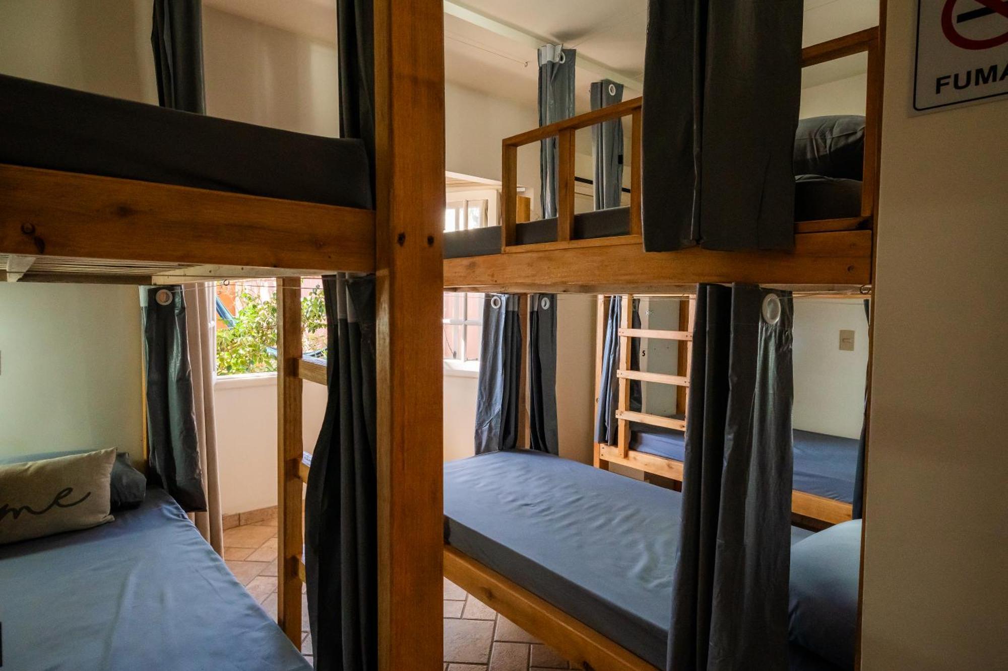 Take It Easy Hostel Флорианополис Экстерьер фото