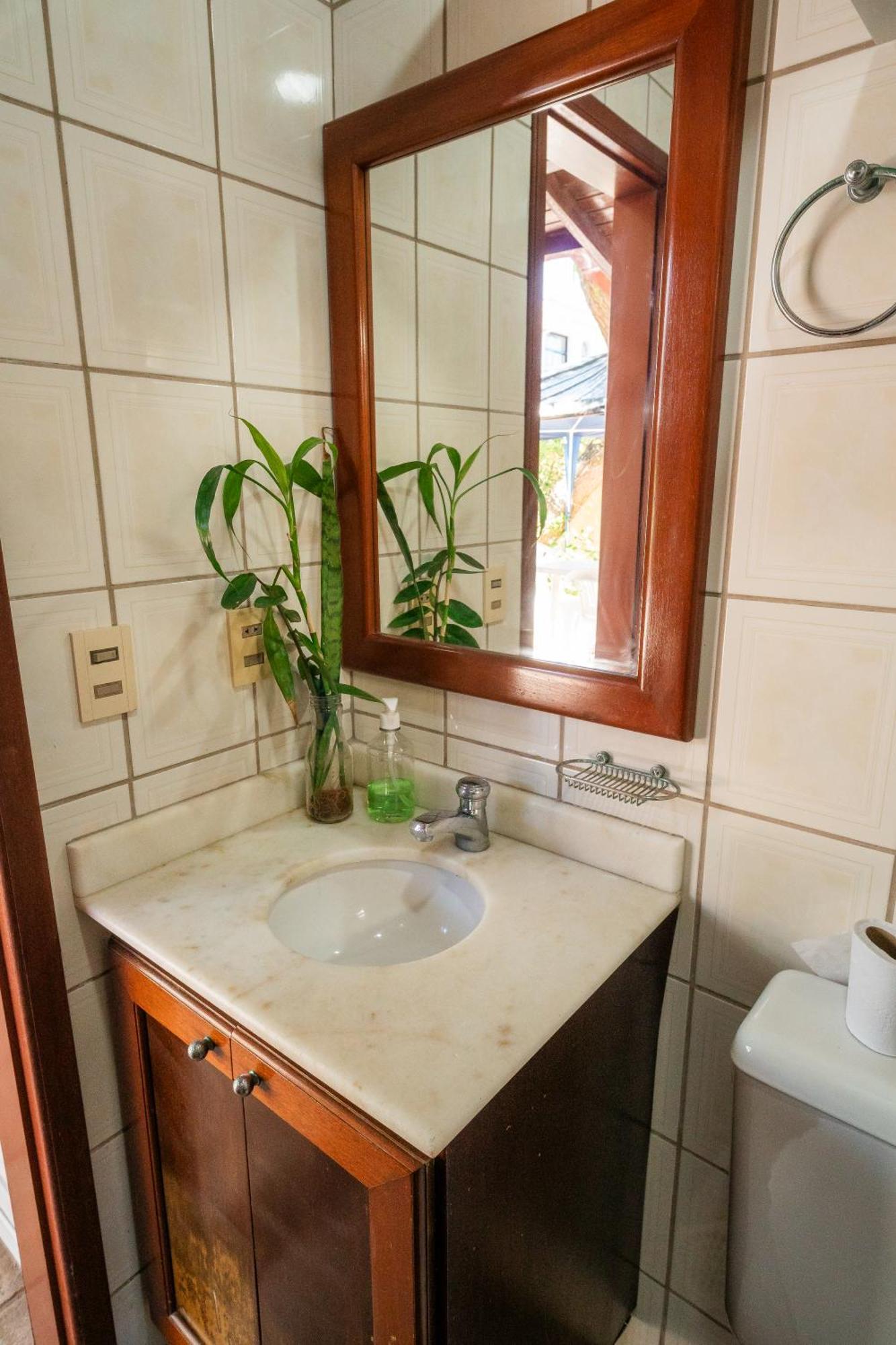 Take It Easy Hostel Флорианополис Экстерьер фото