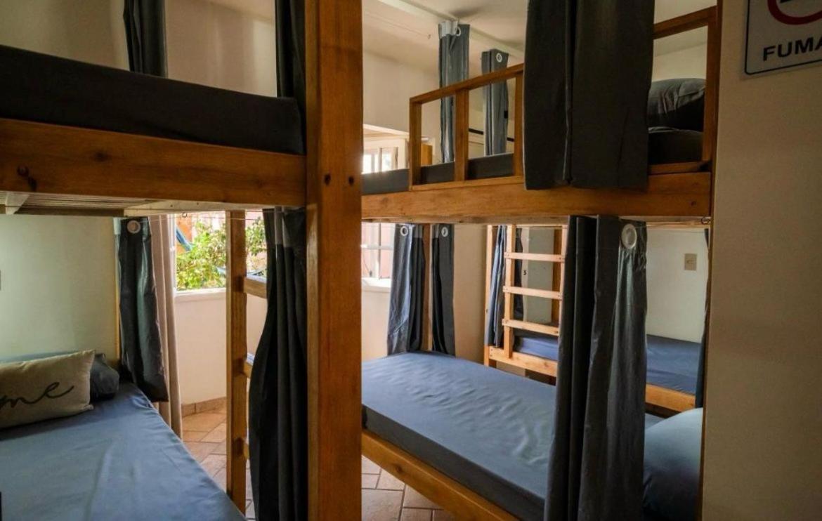 Take It Easy Hostel Флорианополис Экстерьер фото
